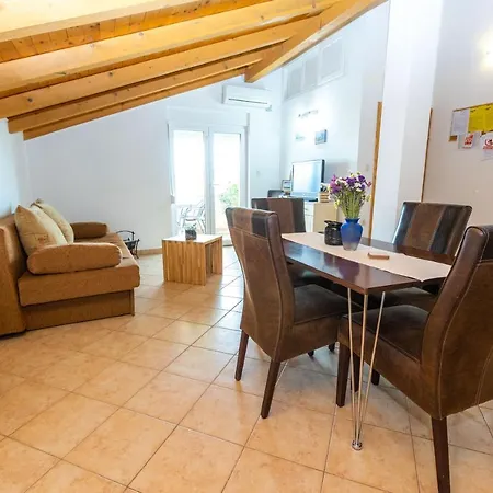 Apartments With Parking Space Razanac, Zadar - 5885
