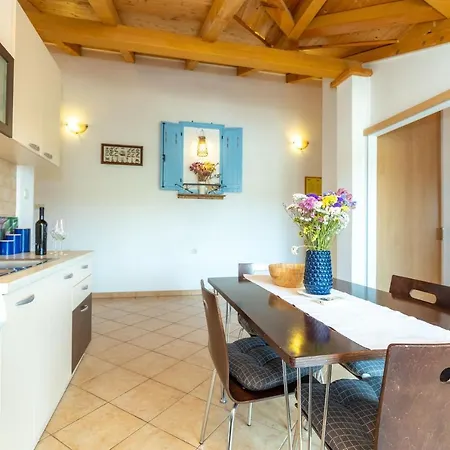 Apartments With Parking Space Razanac, Zadar - 5885 Ražanac