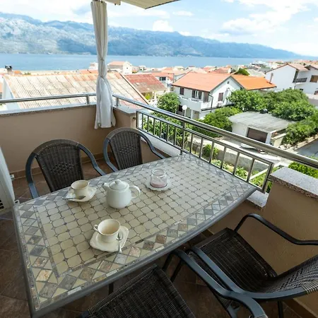 Apartment Apartments With A Parking Space Razanac, Zadar - 5885 Ražanac