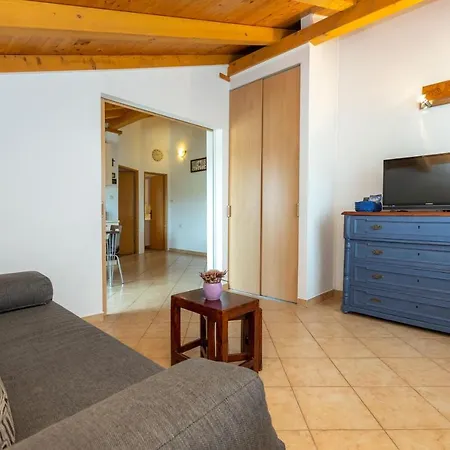 Apartments With A Parking Space Razanac, Zadar - 5885 Apartment *